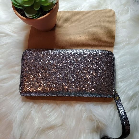 Silver Glitter Explosion Full Zipper Wristlet Wallet NWOT - Picture 1 of 7